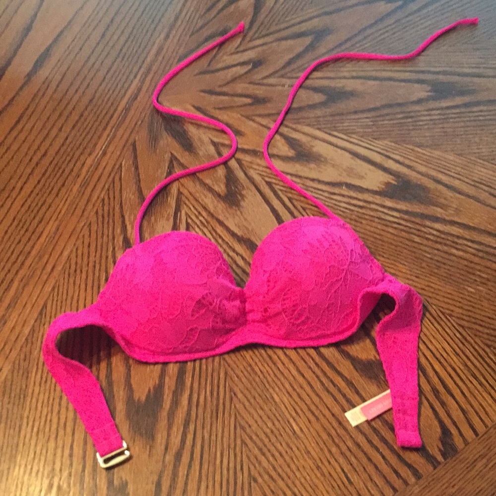 Victoria’s Secret Getaway Halter Bikini Top 32B